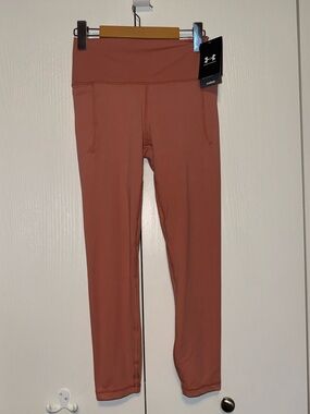 Under Armour Brand New Motion Ultra High Rise Ankle Leggings